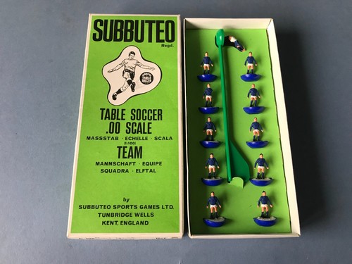 Subbuteo team 2 - subbuteo, no.2