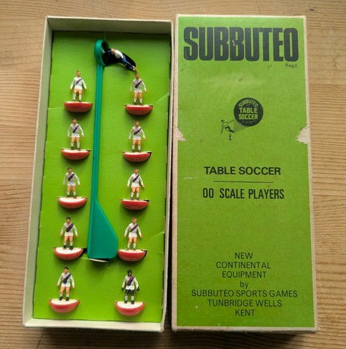 Subbuteo heavyweight ref 194
