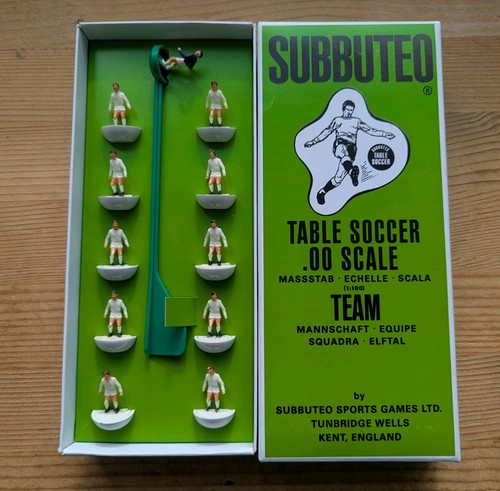 Subbuteo heavyweight ref - , 21