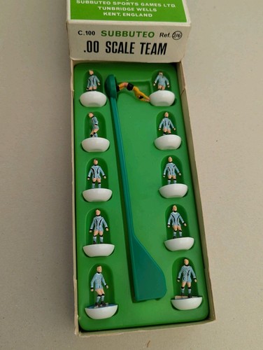 Subbuteo heavyweight ref 206