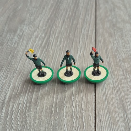 Subbuteo officials 3 - officials., x