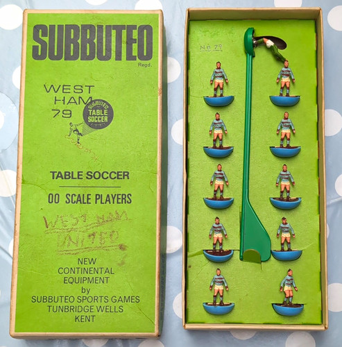 Subbuteo heavyweight team west - heavyweight,